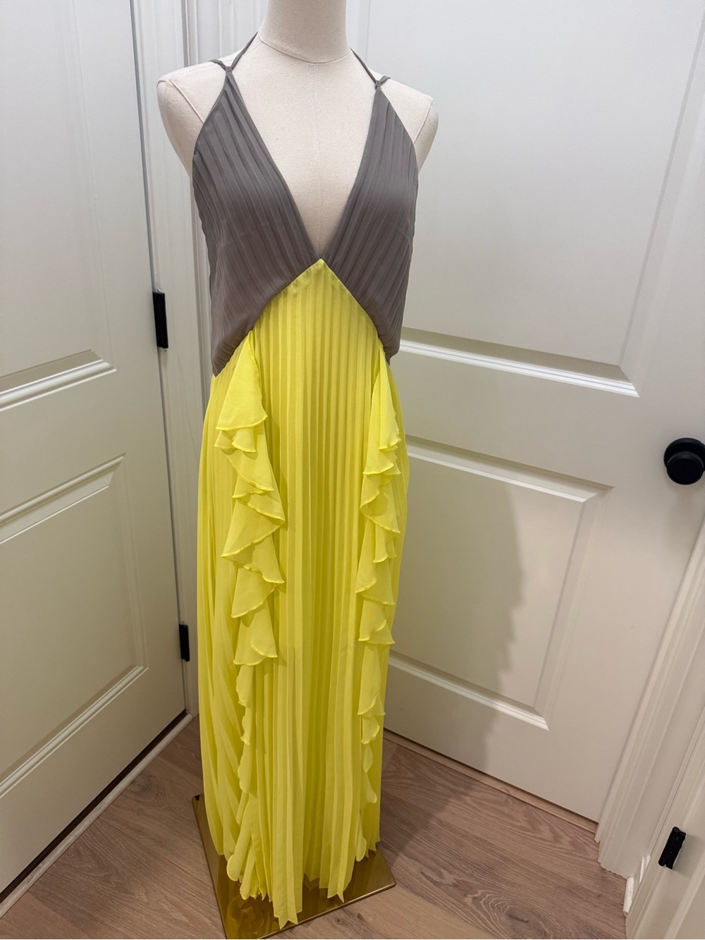 Two-Tone Pleated V-Neck Maxi Dress in Gray and Yellow